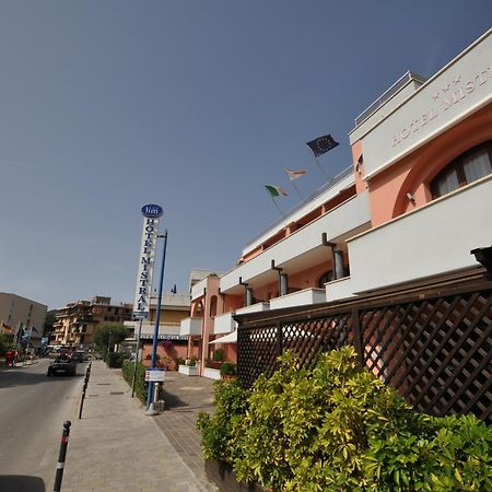 Hotel Mistral Marina di Campo Εξωτερικό φωτογραφία