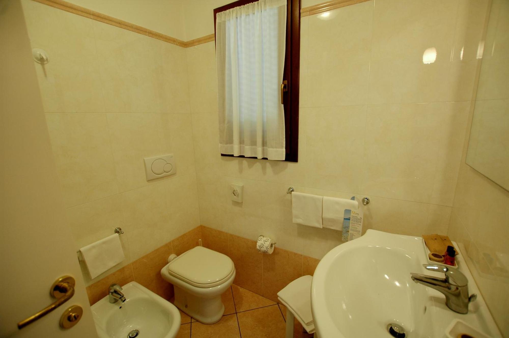 Hotel Mistral Marina di Campo Δωμάτιο φωτογραφία