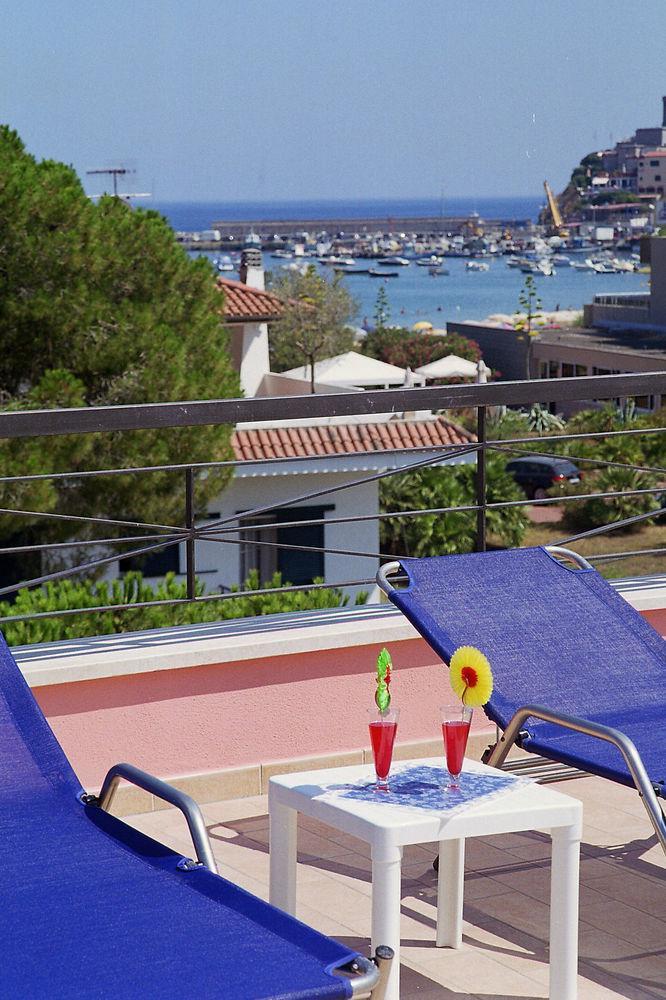 Hotel Mistral Marina di Campo Εξωτερικό φωτογραφία