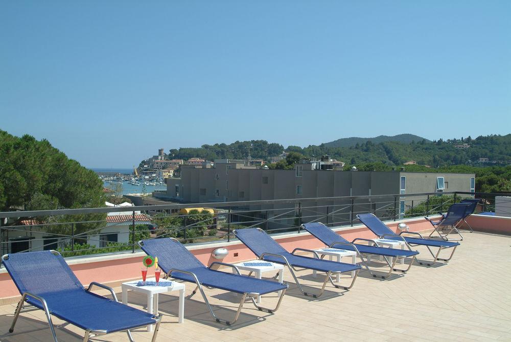 Hotel Mistral Marina di Campo Εξωτερικό φωτογραφία