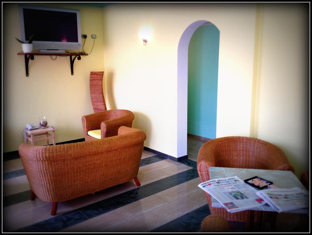 Hotel Mistral Marina di Campo Εξωτερικό φωτογραφία