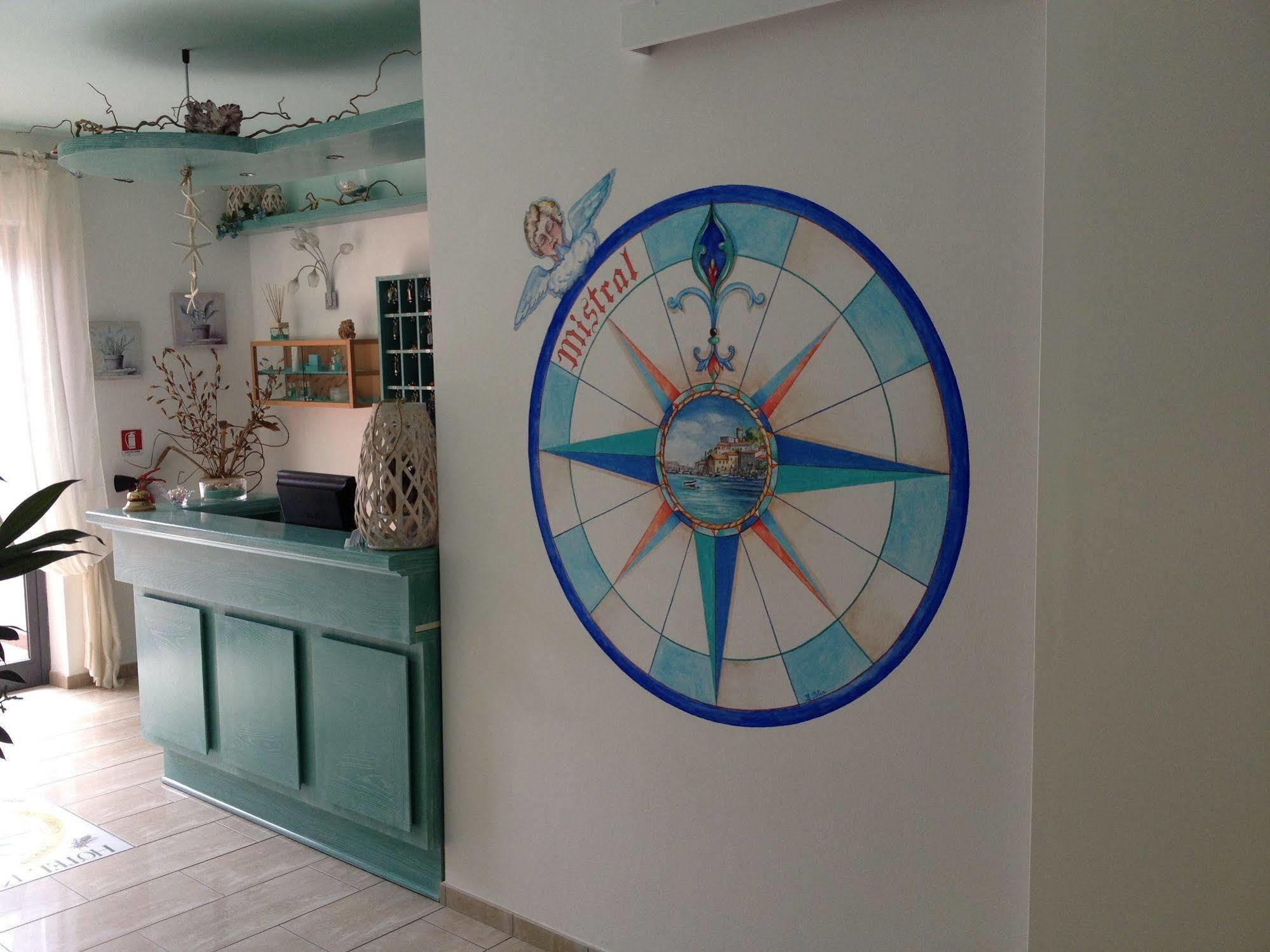 Hotel Mistral Marina di Campo Εξωτερικό φωτογραφία